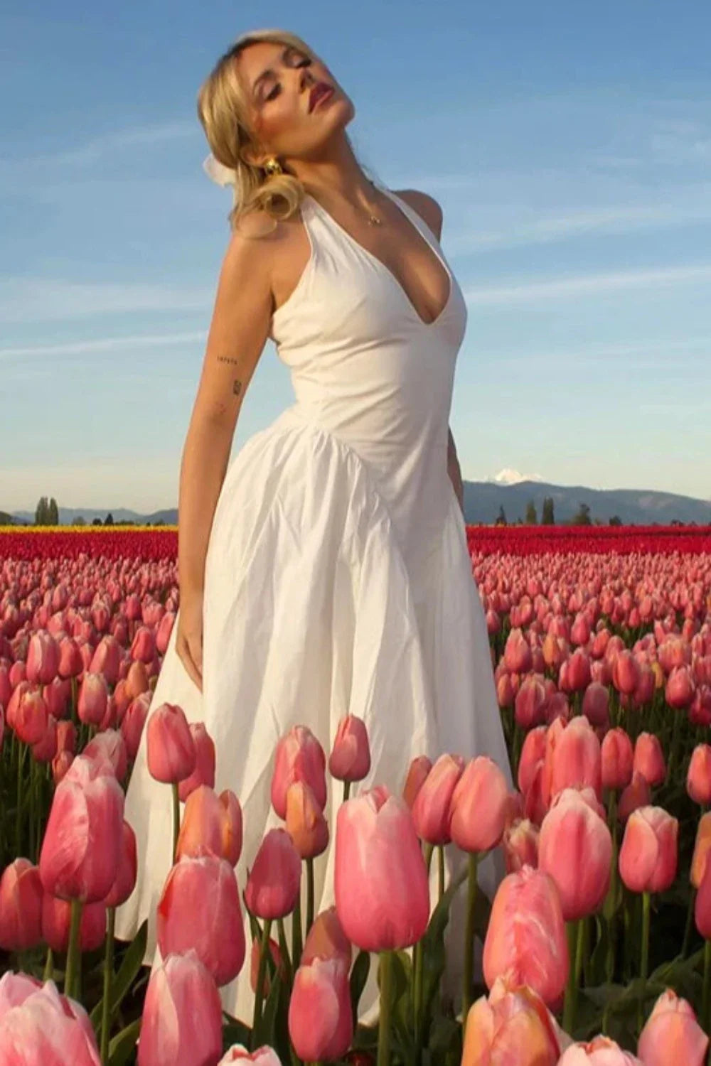 דלילה - שמלה באורך בינוני